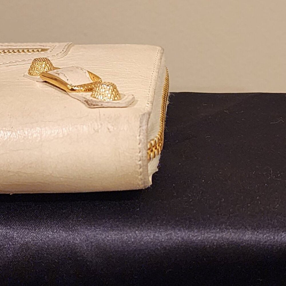Excellent Balenciaga Continental Zip around Wallet Creamy Off White Leather - Picture 6 of 11